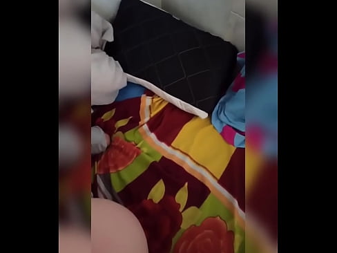 ❤️ Dakina ta zauna a gida ita kadai saboda mijinta ya tafi hutu sai na yi amfani da damar in yi mata fyade na cika mata gindi da nono. ❤️ Labaran batsa  ️❤
